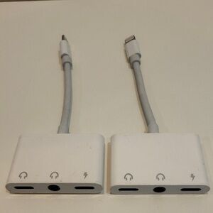 Apple White Dual Lightning Audio Adapter